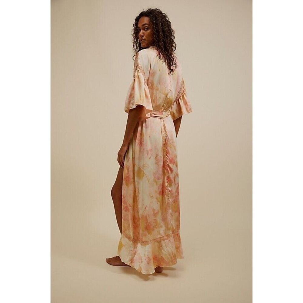 Free People Moonbeams Washed Robe $198 - Picture 3 of 7